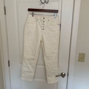 NWT Universal Thread High-Rise Straight Jeans (8)